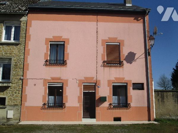 Maison de village mitoyenne de type 6