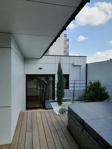 Maison 6 pièce(s) 4 chambre(s) 216 m²