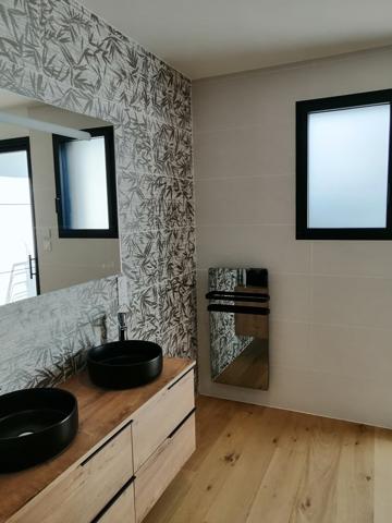 Maison 6 pièce(s) 4 chambre(s) 216 m²