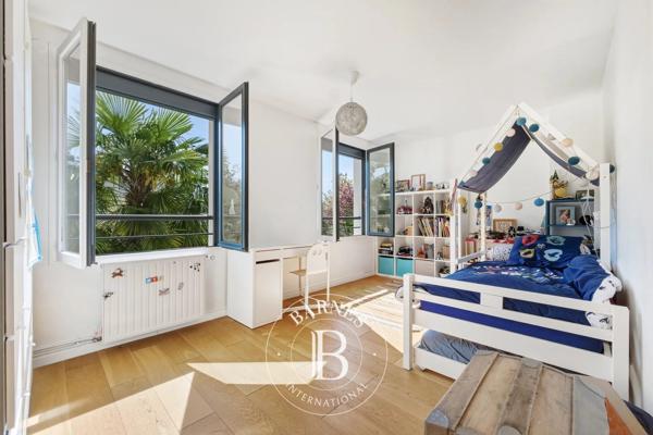 Saint-Maur-des-Fossés, Maison 5 Chambres -  160 m² à vendre