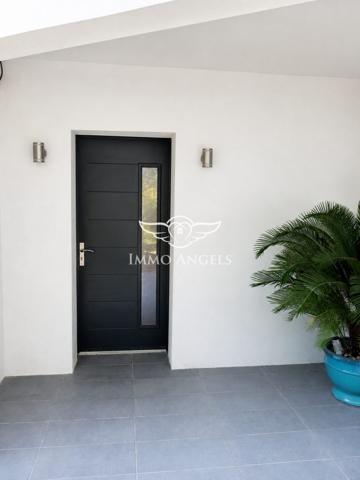 JACOU — MAISON FAMILIALE CONTEMPORAINE 240 m², PISCINE ET TERRASSES NEUVES, DPE B, TERRAIN 1 080 m² SANS VIS-À-VIS