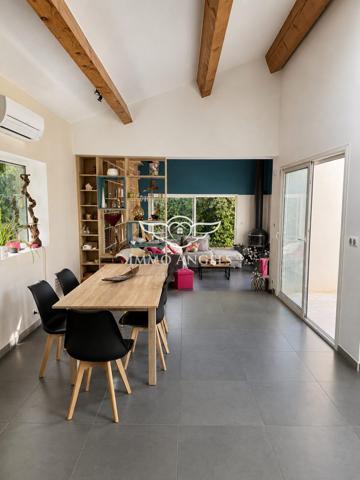 JACOU — MAISON FAMILIALE CONTEMPORAINE 240 m², PISCINE ET TERRASSES NEUVES, DPE B, TERRAIN 1 080 m² SANS VIS-À-VIS