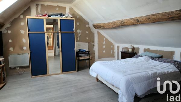 Maison 7 pièces de 182 m² à Villethierry (89140)