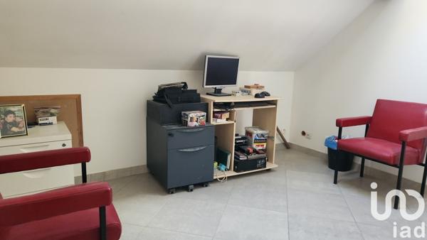 Maison 7 pièces de 182 m² à Villethierry (89140)