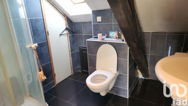 Maison 7 pièces de 182 m² à Villethierry (89140)