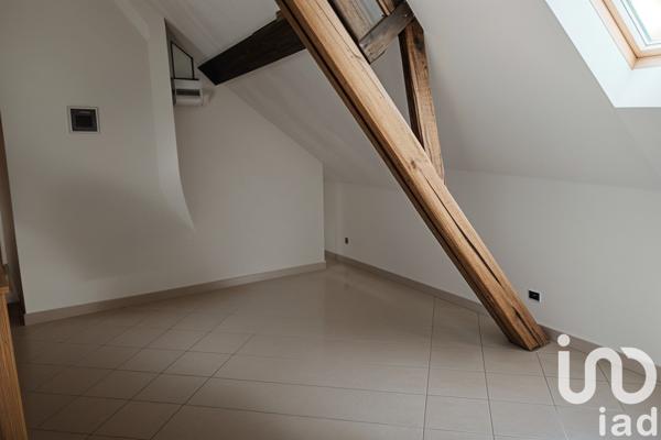 Maison 7 pièces de 182 m² à Villethierry (89140)
