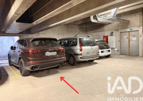 Parking à vendre 50 m² Paris 13