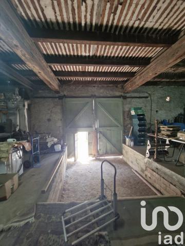 Immeuble à vendre 393 m² Maraussan