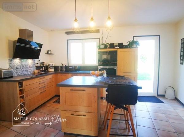 Propriete à vendre à Saint-Berthevin en Mayenne (53940), ref :
