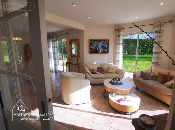 Propriete à vendre à Saint-Berthevin en Mayenne (53940), ref :