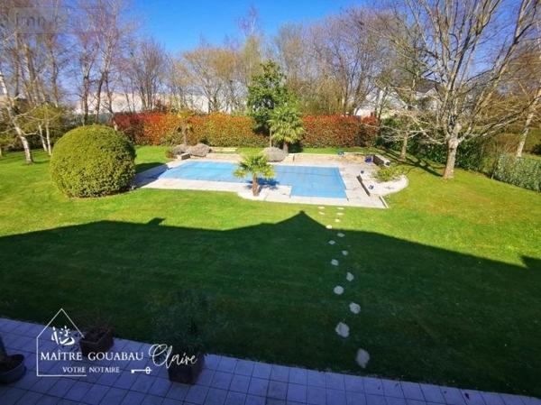 Propriete à vendre à Saint-Berthevin en Mayenne (53940), ref :