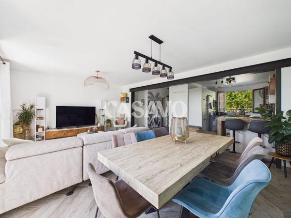 Vente Maison 7 pièces de 130m² - 94490 Ormesson-sur-Marne