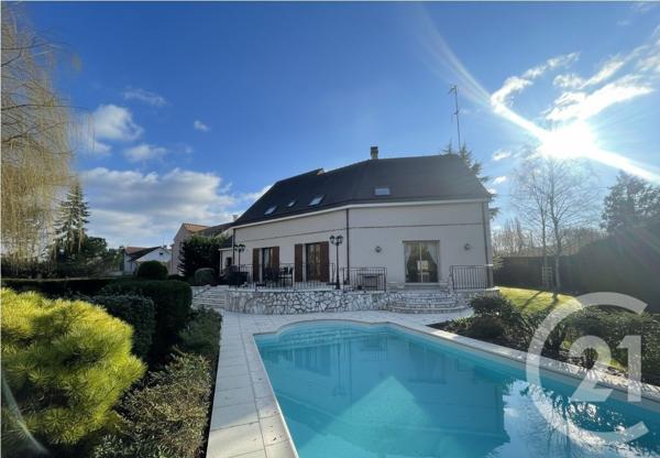 Maison à vendre  7 pièces - 211,21 m2 L ISLE ADAM - 95