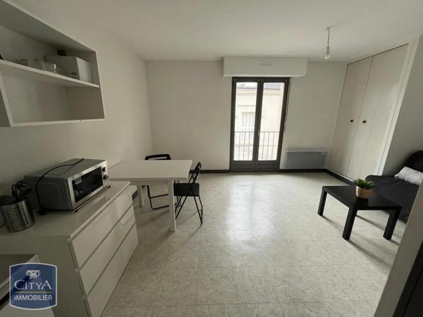 Appartement à louer 1 pièce 25.64m² Poitiers (86000)
