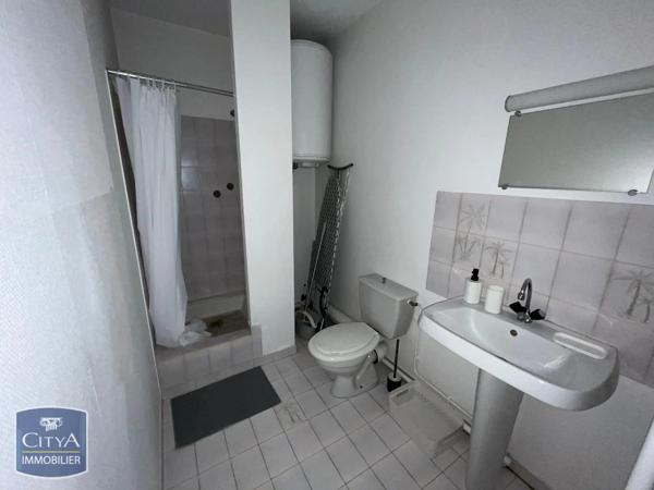 Appartement à louer 1 pièce 25.64m² Poitiers (86000)