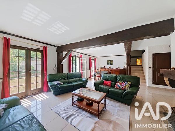 Maison à vendre 8 pièces 190 m² Brie-Comte-Robert