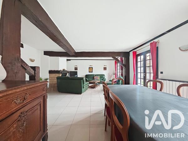 Maison à vendre 8 pièces 190 m² Brie-Comte-Robert