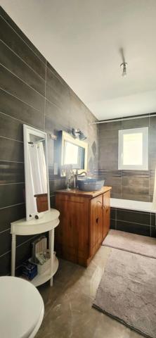 Maison à vendre 4 pièces 85 m GINESTAS (11)