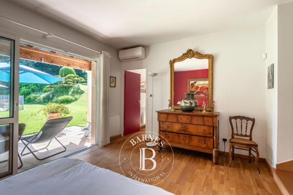 Saint-Cyr-au-Mont-d'Or, Maison 4 Chambres -  220 m² à vendre