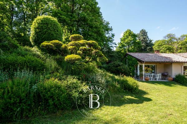 Saint-Cyr-au-Mont-d'Or, Maison 4 Chambres -  220 m² à vendre