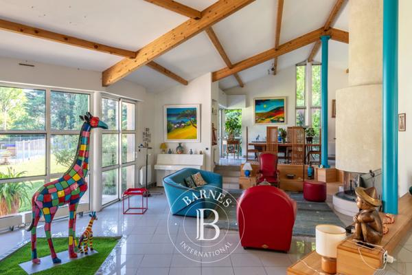 Saint-Cyr-au-Mont-d'Or, Maison 4 Chambres -  220 m² à vendre