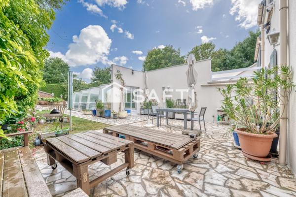 Maison au calme avec piscine