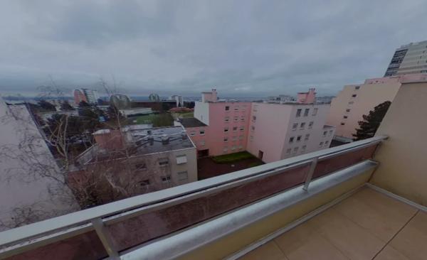 STUDIO A LOUER - RILLIEUX LA PAPE Leclerc 46.36 m 2 670 € charges comprises par mois