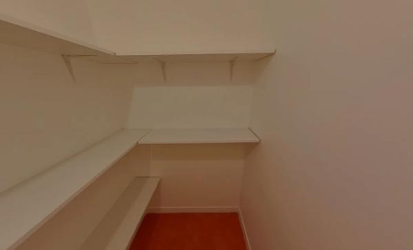 STUDIO A LOUER - RILLIEUX LA PAPE Leclerc 46.36 m 2 670 € charges comprises par mois