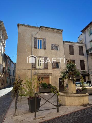 Maison de ville entièrement à rénover