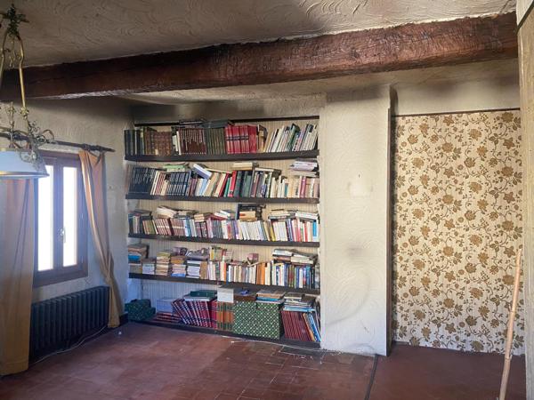 Maison de ville entièrement à rénover