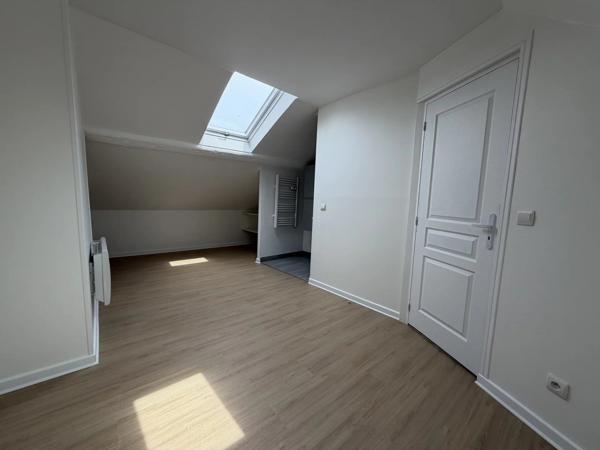 Vente                                                      Appartement
                        
                     2 pièces                      44 m2                     à Villers-Cotterêts
