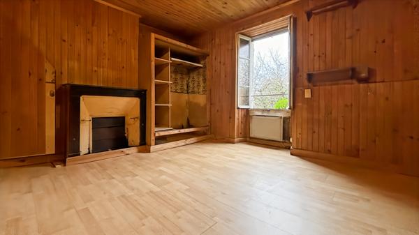 Étampes (91150) À VENDRE : Maison 97 m², centre ville, à rénover (possibilité 120 m²)