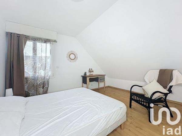 Maison 10 pièces de 232 m² à Saint-Marcouf (50310)