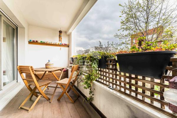 Superbe T4 de 87 m² + loggia dans résidence récente ? Emplacement idéal !