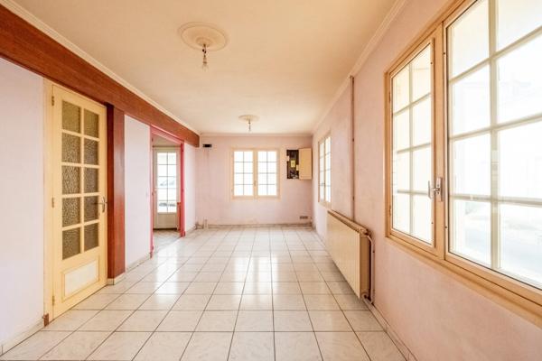 Maison à vendre 4 pièces LA JARRIE (17)
