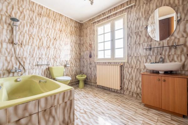 Maison à vendre 4 pièces LA JARRIE (17)