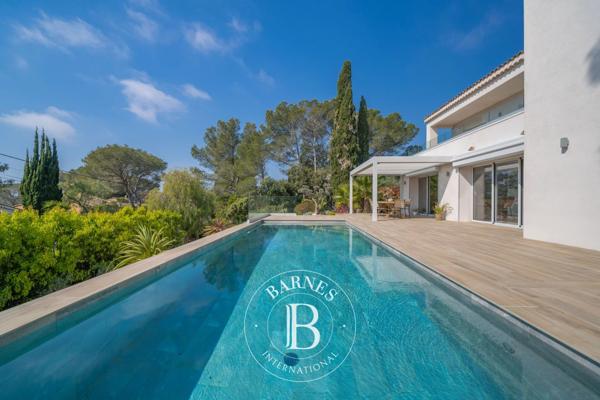 Saint-Raphaël, Villa 4 Chambres -  212 m² à vendre