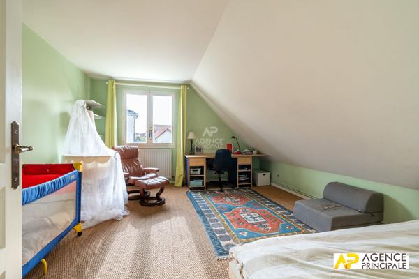 Maison Le Mesnil Le Roi - 200 m2 €1 365 000 ** - Référence 13358