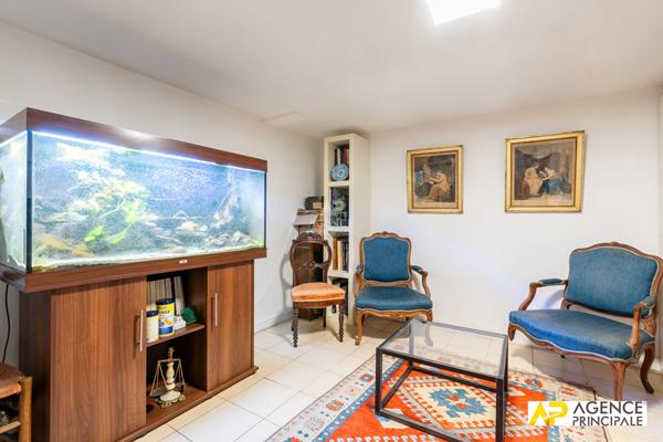 Maison Le Mesnil Le Roi - 200 m2 €1 365 000 ** - Référence 13358