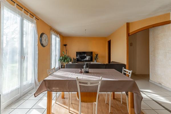 Maison familiale 115 m² sur 820 m²