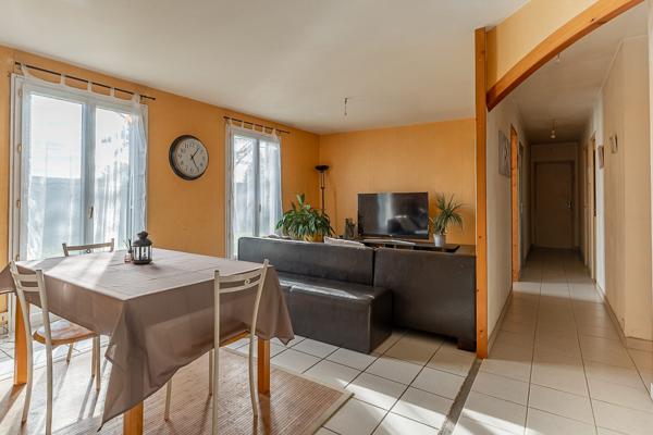 Maison familiale 115 m² sur 820 m²