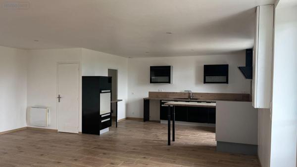 Maison à louer à Carentoir dans le Morbihan (56910), ref : 009/1341