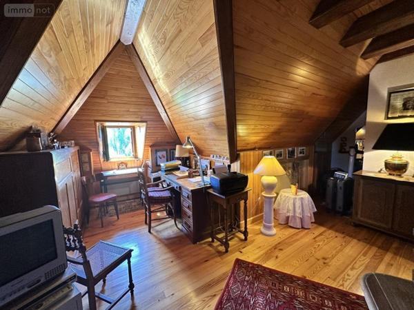 Maison à vendre à Neuvéglise-sur-Truyère dans le Cantal (15260), ref : 15046-53