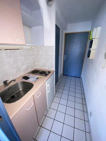 Studio proximité FAC de droit et gare