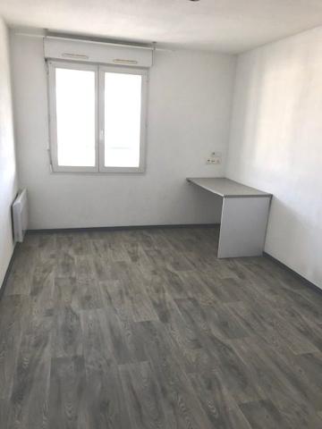 Studio proximité FAC de droit et gare