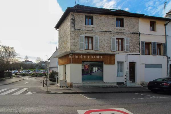 Vente Immeuble 7 pièces 140 m2 à Belley