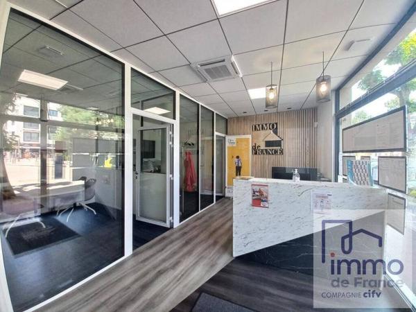 Local Place de L'Europe