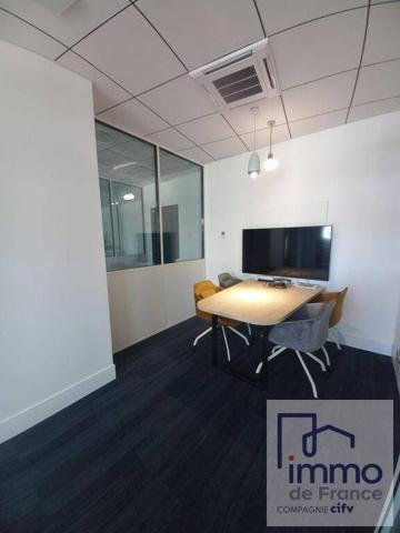 Local Place de L'Europe