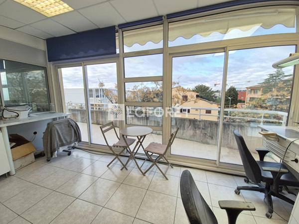 Achat bureau près de MOUANS SARTOUX - 3 pièce(s) - 68 m² - 240 000 €