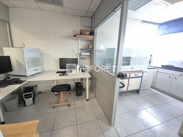 Achat bureau près de MOUANS SARTOUX - 3 pièce(s) - 68 m² - 240 000 €